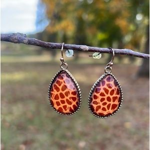 Giraffe-print faceted teardrop earrings